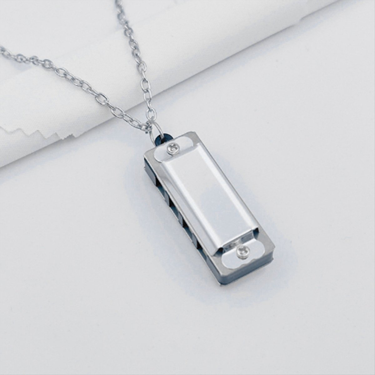 ABXY Mini Harmonica Necklace 4 - Musical Instrument For Beginners recension och pris